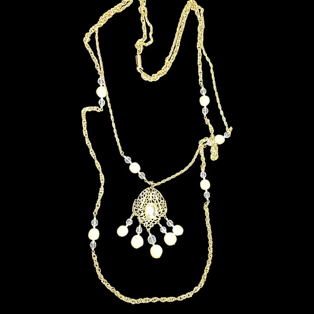 Vintage Gold Tone Faux Pearl Crystal Filigree Pendant Long Necklace 28 Statement